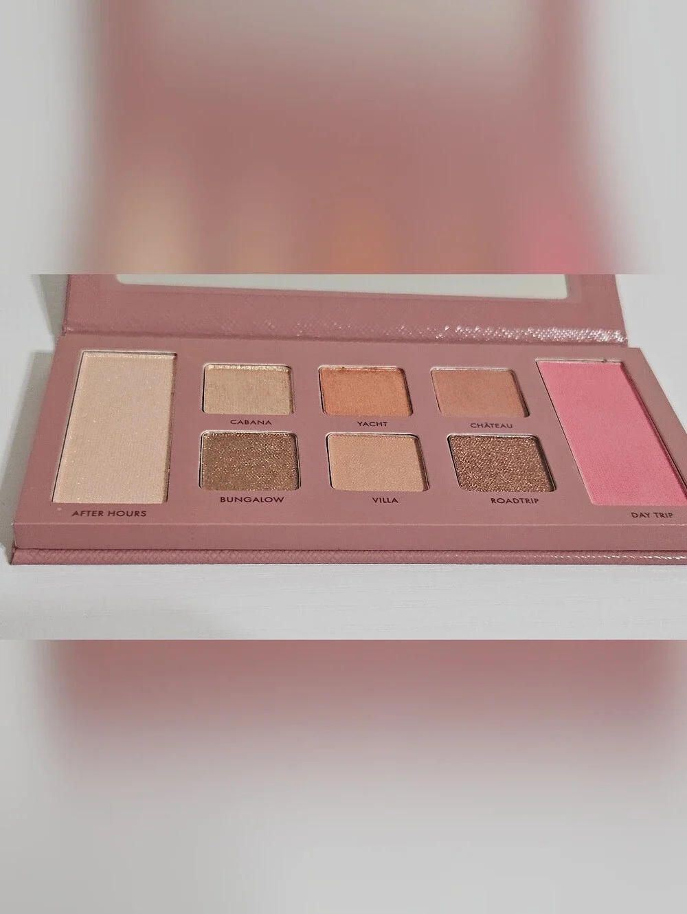 Wander Beauty Getaway Eye & Face Palette — Pink & Champagne Shades